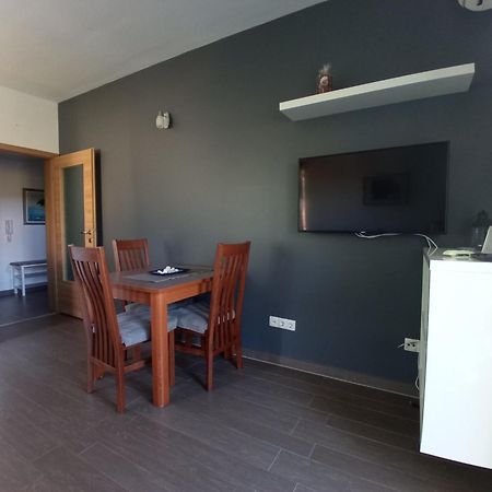 Villa Luce Apartment House Karlobag Exterior foto