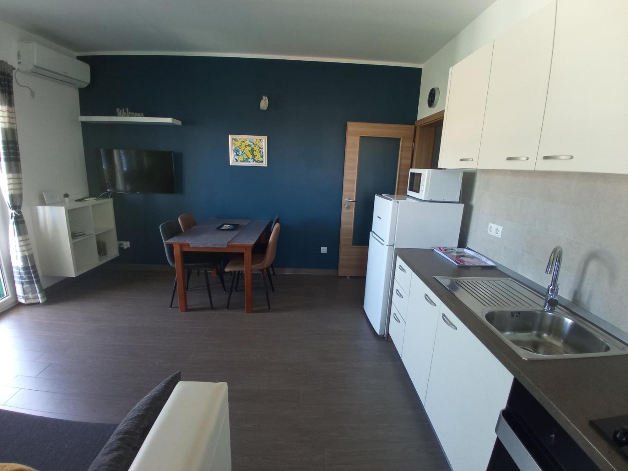 Villa Luce Apartment House Karlobag Exterior foto