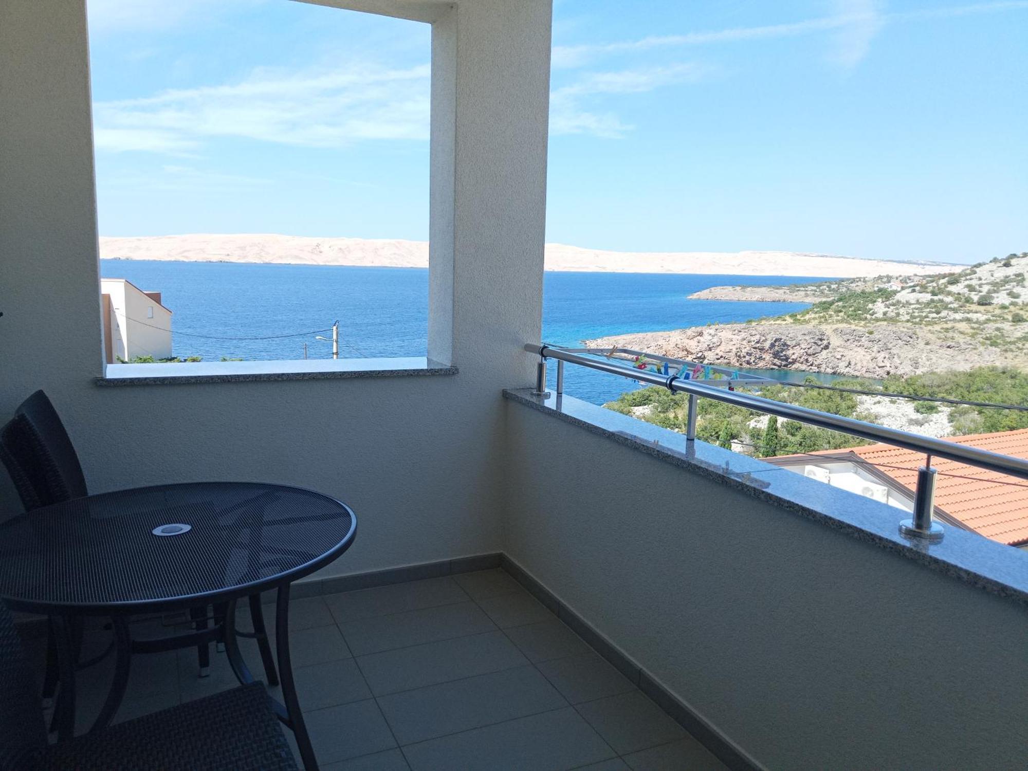Villa Luce Apartment House Karlobag Exterior foto